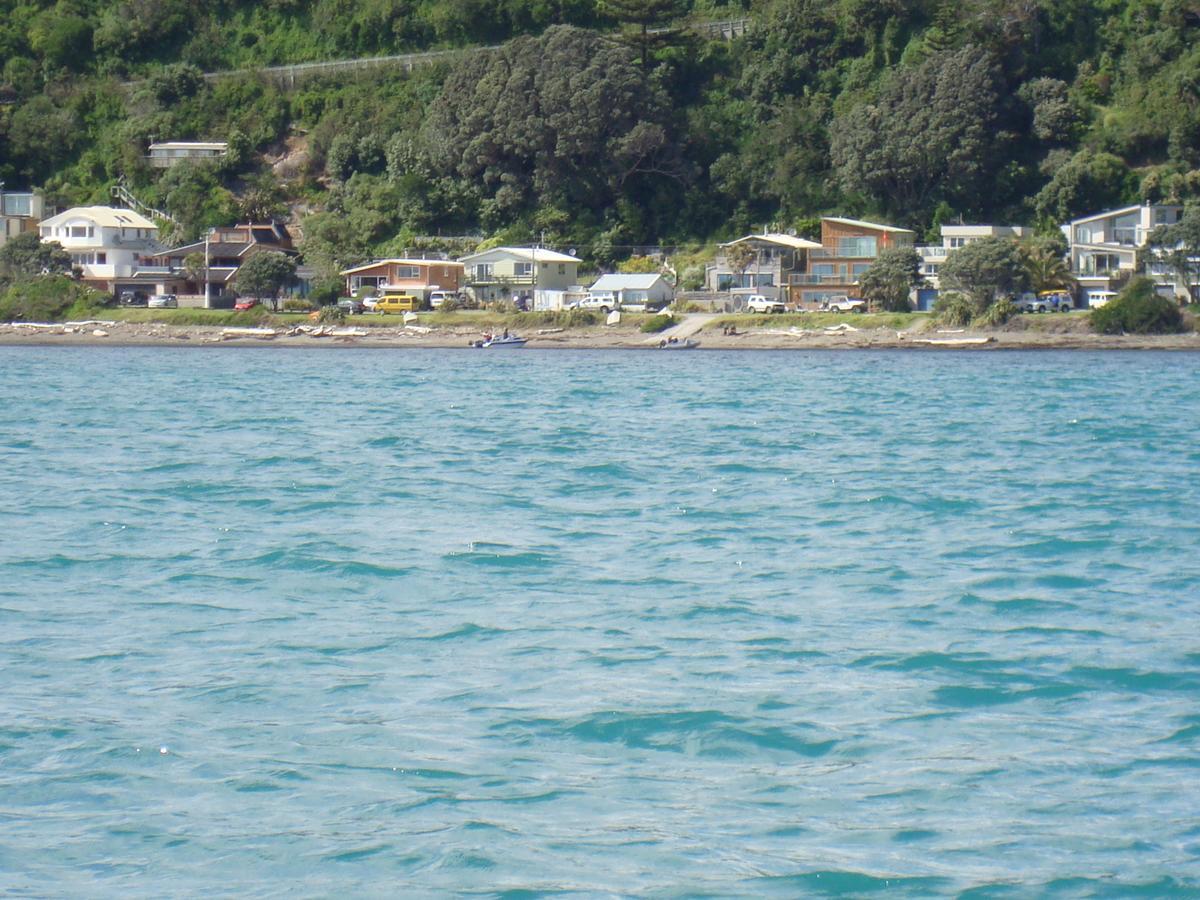 Kapiti Waves Bed & Breakfast Pukerua Bay Екстериор снимка